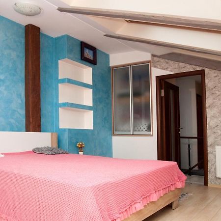 Ferienwohnung Apt In The Center Of The Town Near The Opera House Lemberg Exterior foto